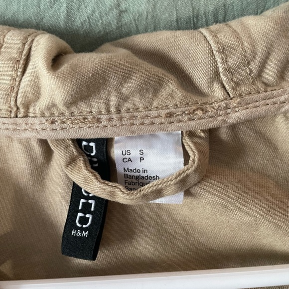 H&M Small Jacket - Picture 3 of 3